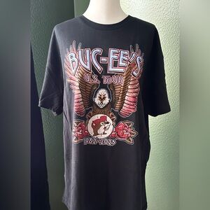 Bucees Vintage like shirt